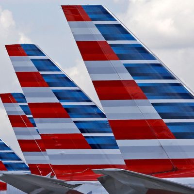 Potential disaster between two passenger jets averted