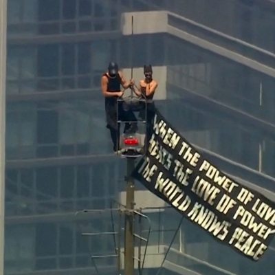 Couple arrested after scaling Empire State Building